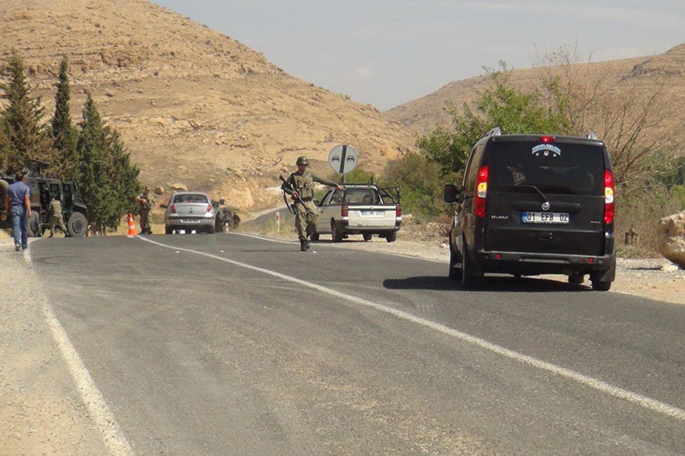 PKK’liler sivil minibüsü taradı:1 yaralı 